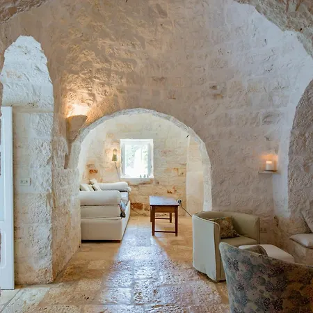Casa de Férias Historic Apulian With A Stone Pool Cisternino